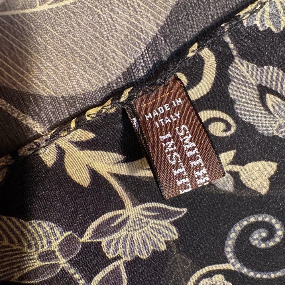 Smithsonian Institution Silk Scarf Made‎ in Italy Floral Black Collector 42x42